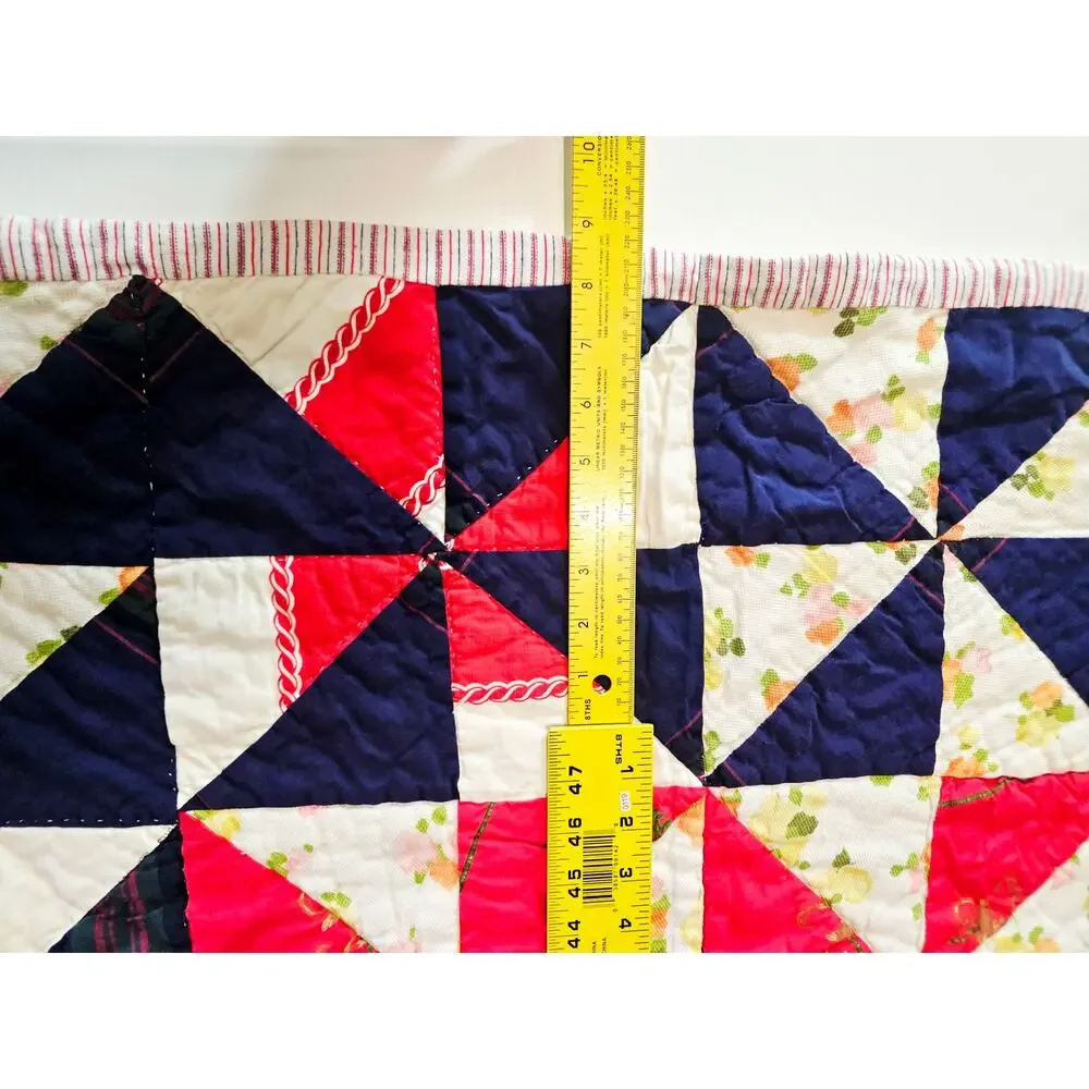 Vintage 1960s Floral Windmill Pinwheel Pattern Handmade Quilt 57x42